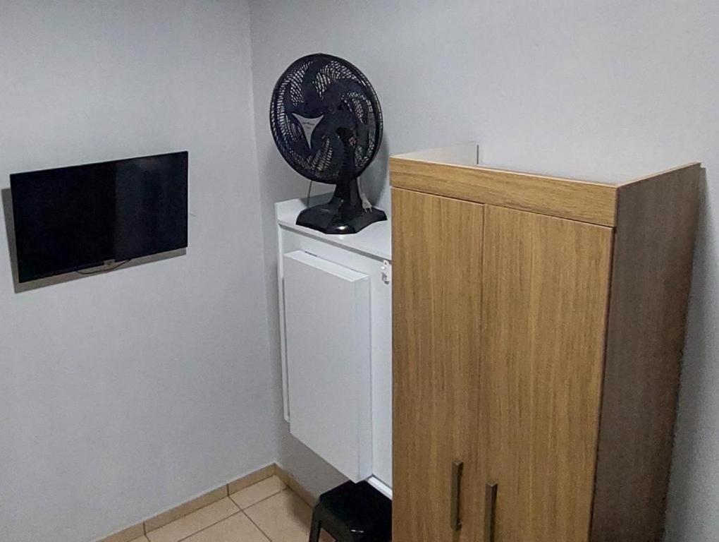 Quarto Deluxe Em Foz Piscina Wifi Estacionamento Cozinha E Ar Apartment Foz do Iguacu Ngoại thất bức ảnh